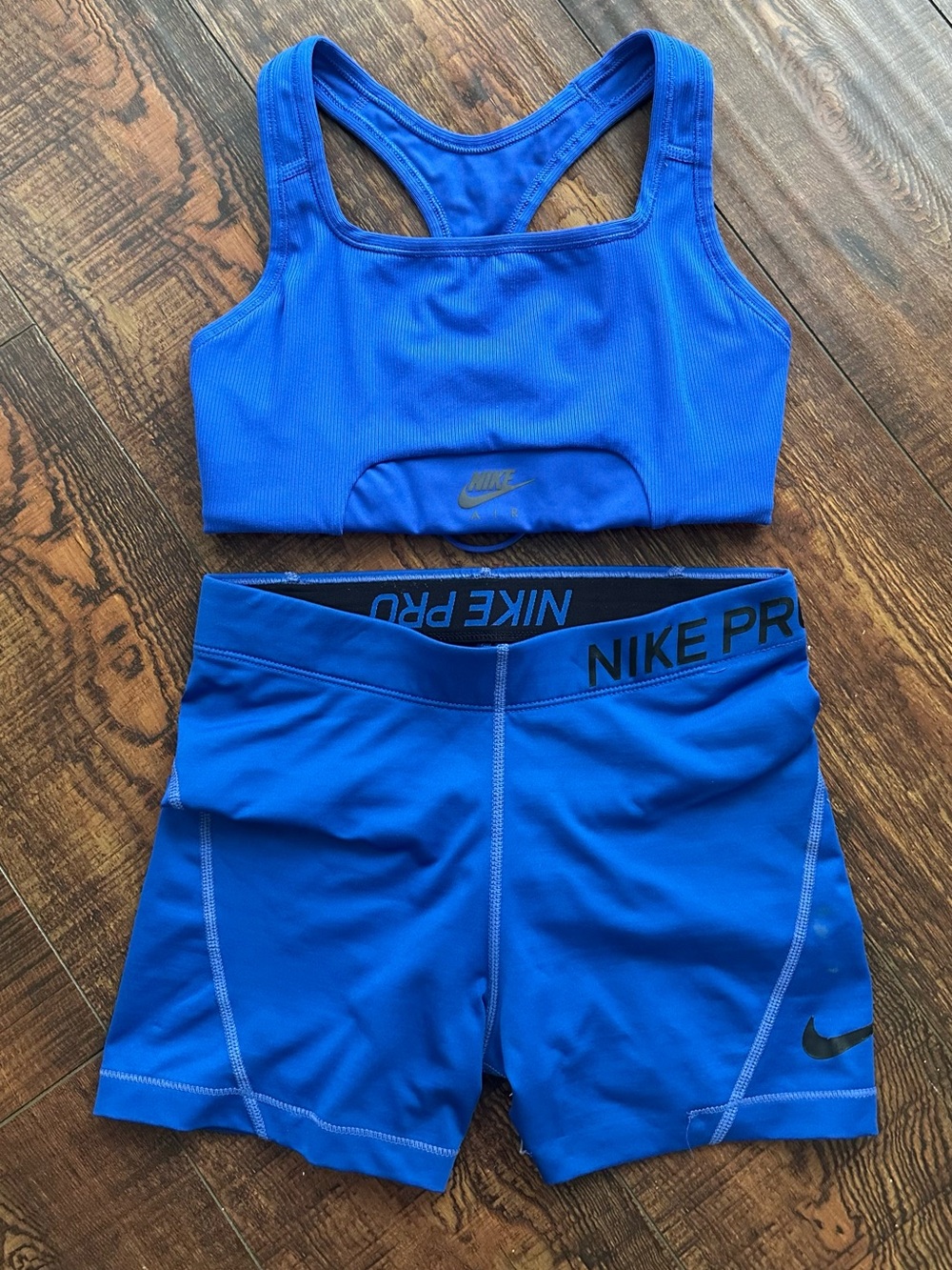 Nike Women’s Blue Nike Pro Bra & Shorts Set